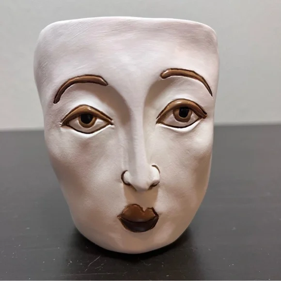 Artistic Baby Modern Face Planter in White and Brown by Michelle Allen - Picture 2 of 13